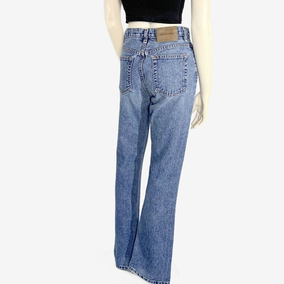 Vintage Medium Blue Wash Jeans by CALVIN KLEIN  / Made in Canada / size Small - Picture 9 of 11